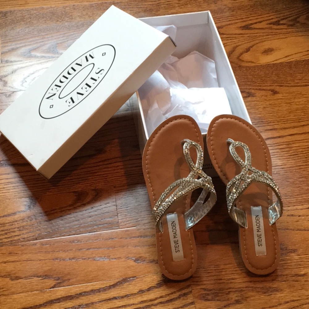 Steve Madden Dazzling Rhinestone sandals